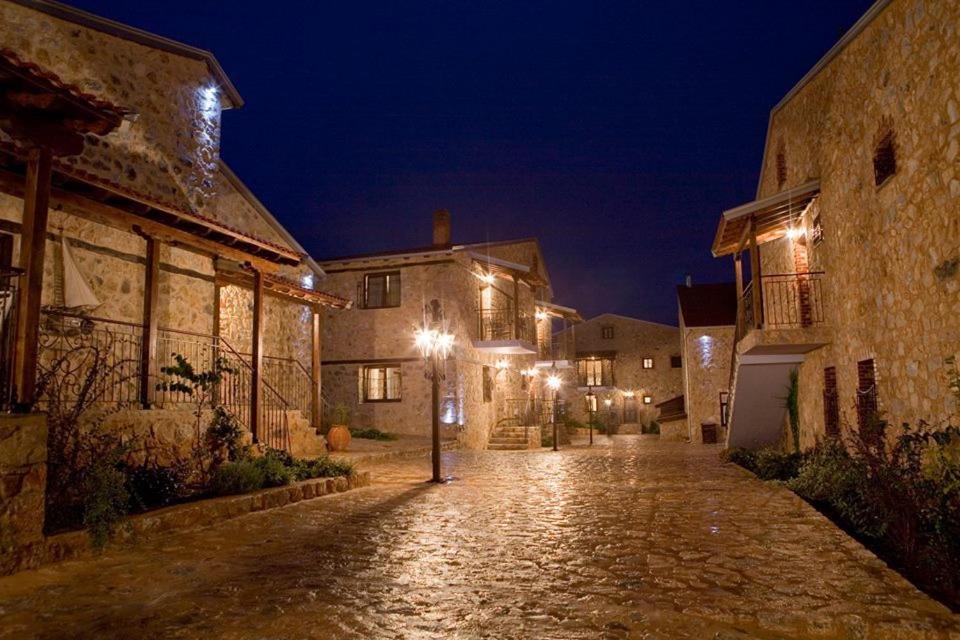 Pleiades Hotel Florina Exterior photo